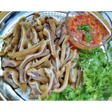 ชุดยำหูหมู 